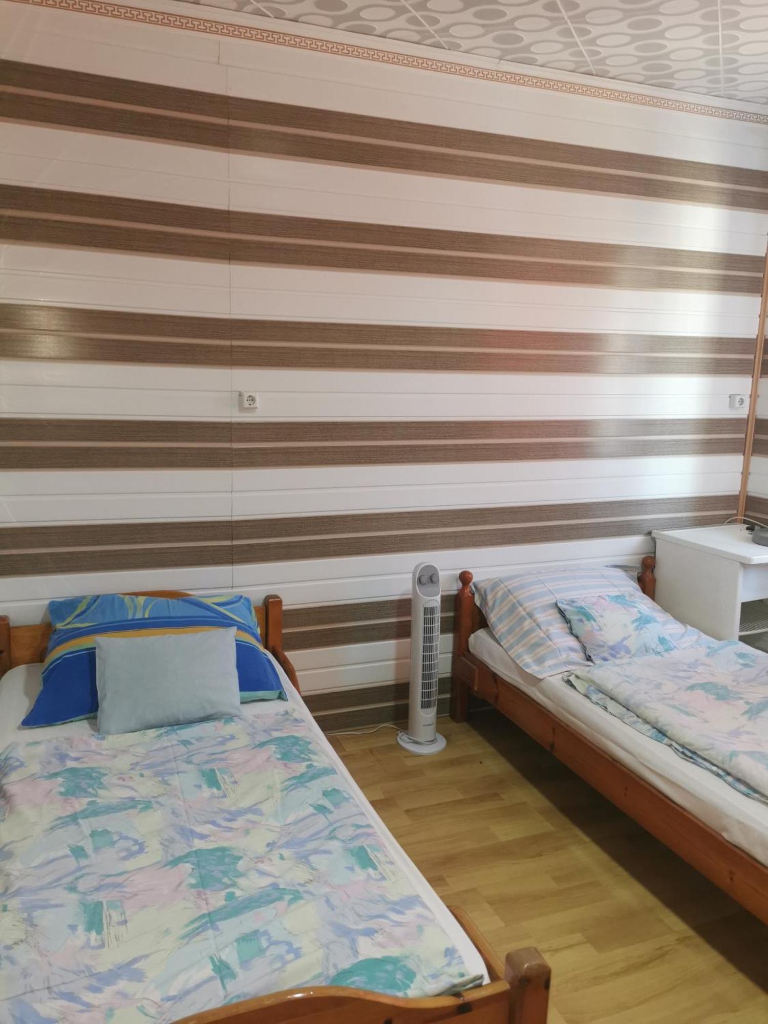Edit Vendeghaz Tiszaujvaros Phòng bức ảnh